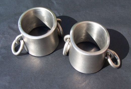 Armreif Hephaistos 40x6 mm, mit 2 Ringen