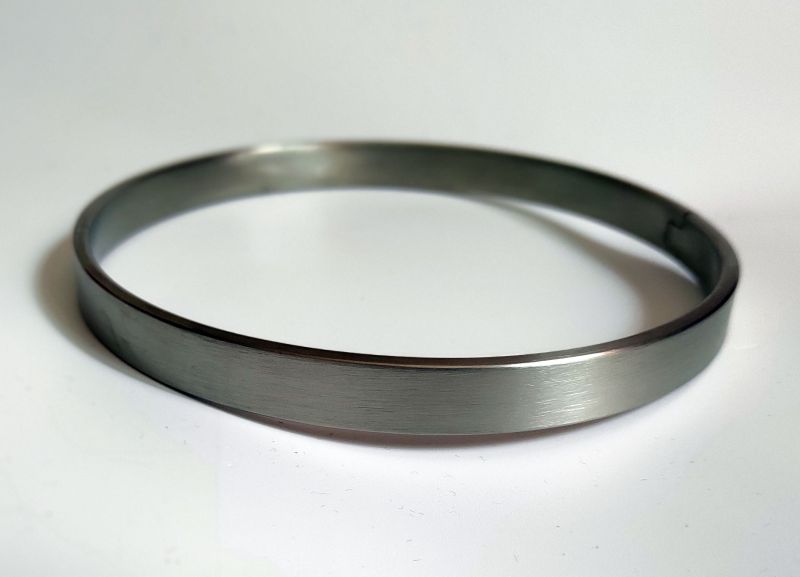 Hephaistos Halsreif Edelstahl