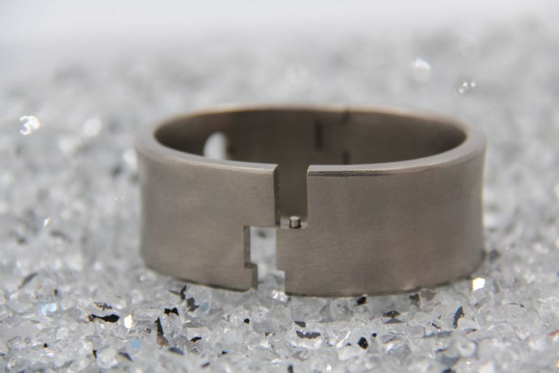 Armreif Hephaistos Titan mit steckbarem U-Bogen 25 mm breit 155mm Umfang