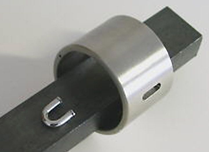 Titanium U - bow removale