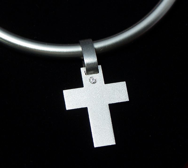 Swarovski crystal - only additional to a piece of jewellery