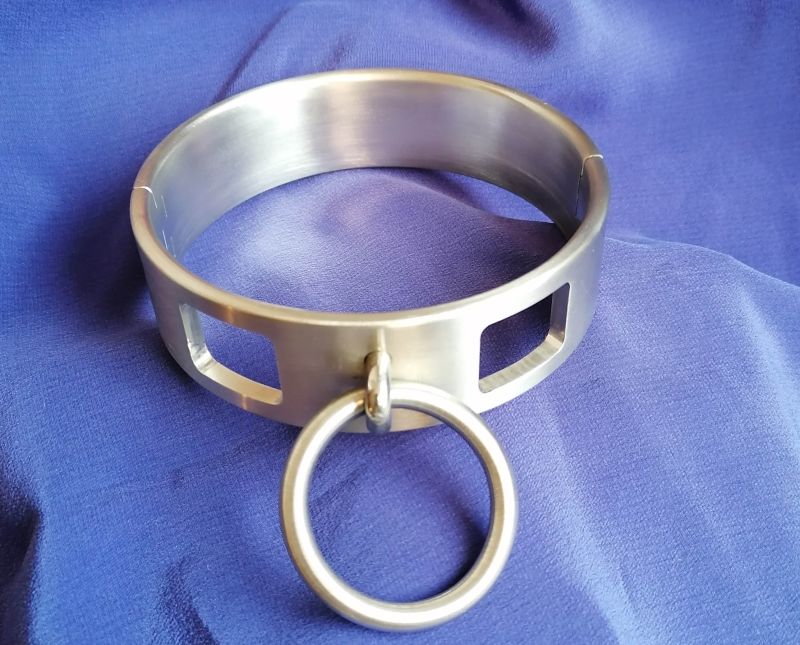 Hephaistos collar with window and ring 30x5 mm